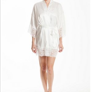In Bloom by Jonquil “The Bride” Wrap Robe
